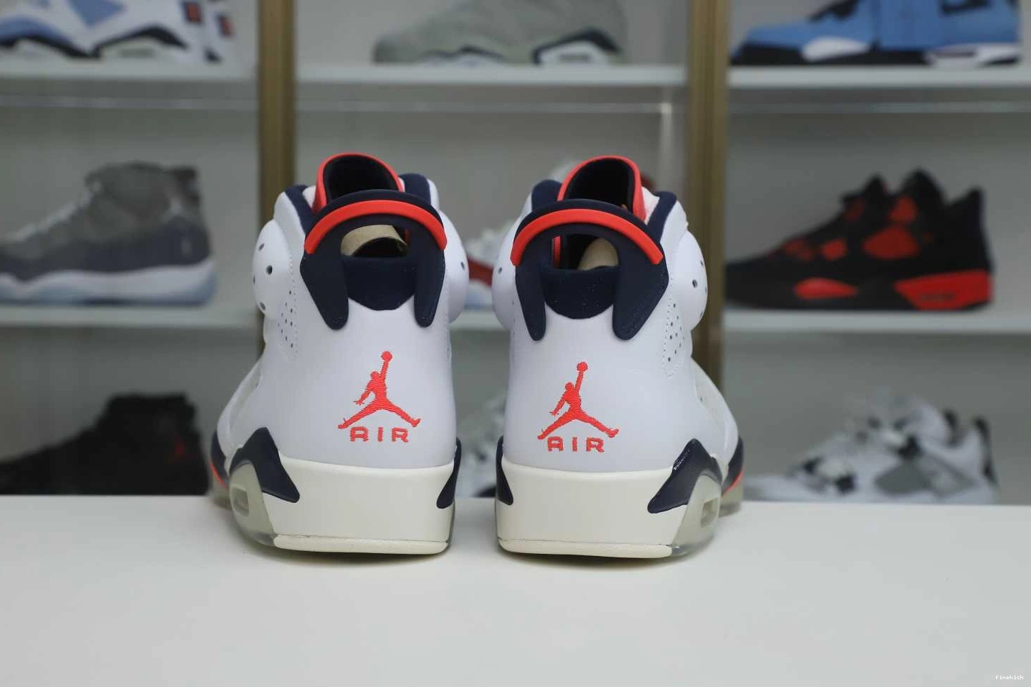 RETRO 6 'TINKER' AIR JORDAN 0201